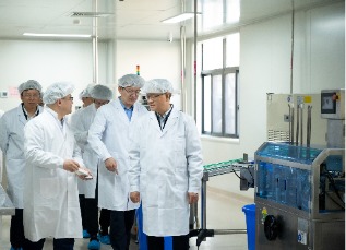 國機(jī)集團(tuán)黨委副書記、總經(jīng)理羅乾宜調(diào)研樂珠制藥